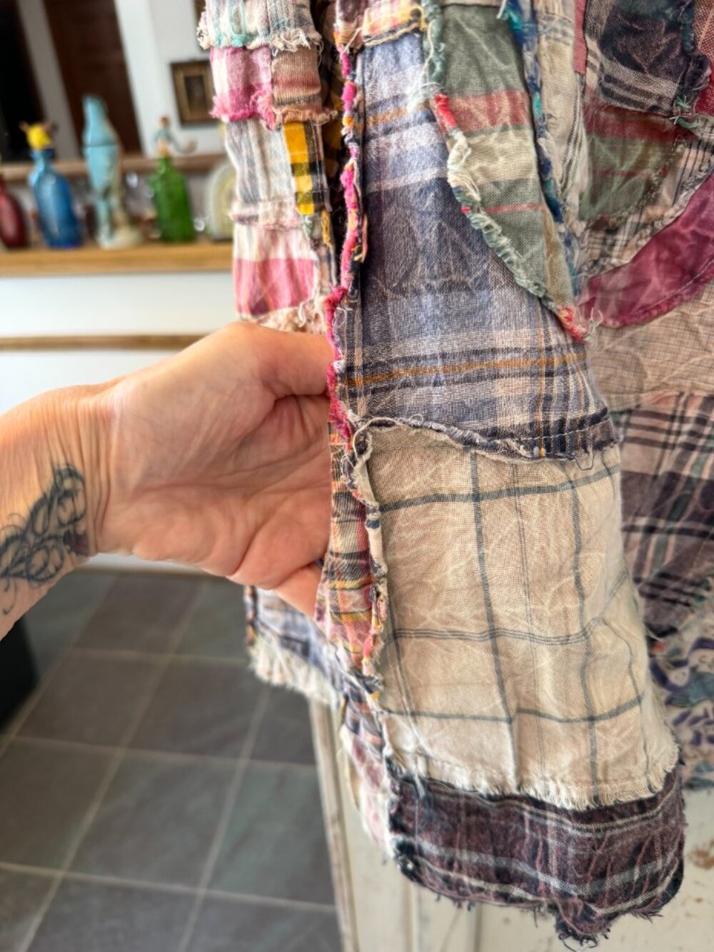 JADED GYPSY CIRCLE AROUND PATCHWORK JACKET - Picture 6 of 8